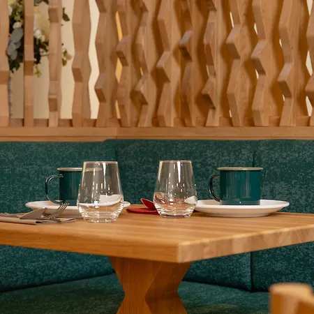 Готель Restaurant La Couronne