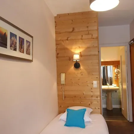 Hotel Restaurant La Couronne 3*