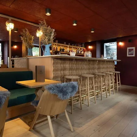 酒店 Restaurant La Couronne 霞慕尼