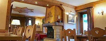 Restaurant La Couronne Ξενοδοχείο