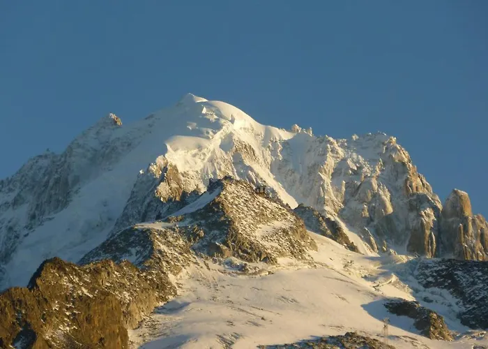 מלון Restaurant La Couronne