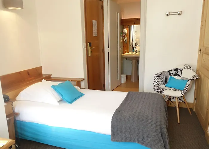 Hotell Restaurant La Couronne 3*