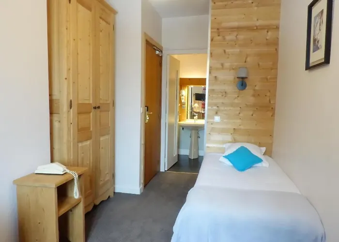 Restaurant La Couronne מלון שאמוני