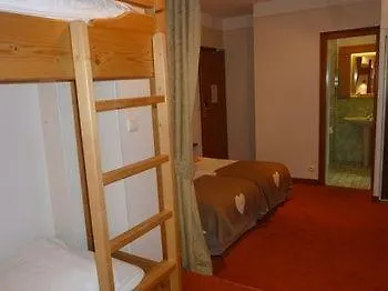 Hotell Restaurant La Couronne 3*