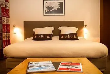 Hotell Restaurant La Couronne 3*