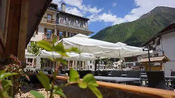 Restaurant La Couronne Hotell Chamonix
