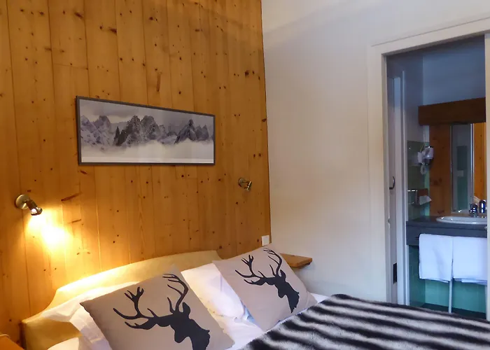 De La Couronne Chamonix